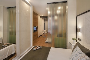 Estúdio luxo | 1 quarto, cortinas blackout, quartos à prova de som