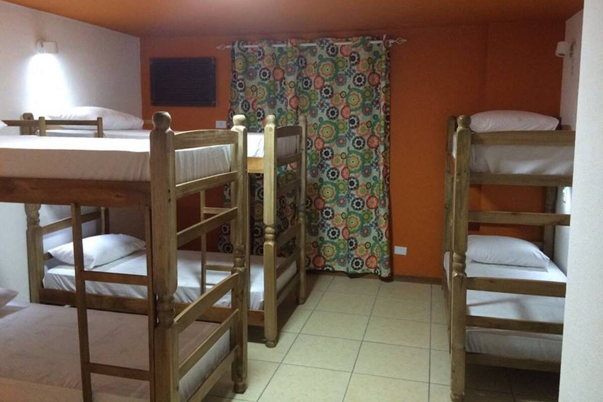 Dormitório compartilhado, em dormitório misto, banheiro compartilhado (8 beds) | Ferros/tábuas de passar roupa, camas extras/dobráveis (sobretaxa)