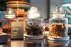 Free daily buffet breakfast