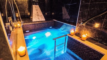 Behandlungsräume für Paare, Sauna, Whirlpool, Dampfbad