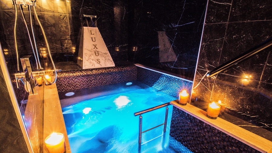 Roma Luxus Hotel