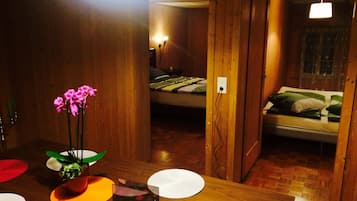 Chalet | Living area | Fireplace