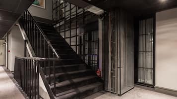 Chambre Standard avec lits jumeaux, 2 lits une place, non-fumeurs, pas de fenêtre | Vue de la chambre