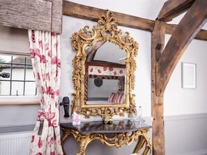 Suite, Ensuite (Room 4)