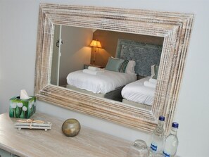 Suite, Ensuite (Room 7 ) - The Dog at Wingham (Canterbury)