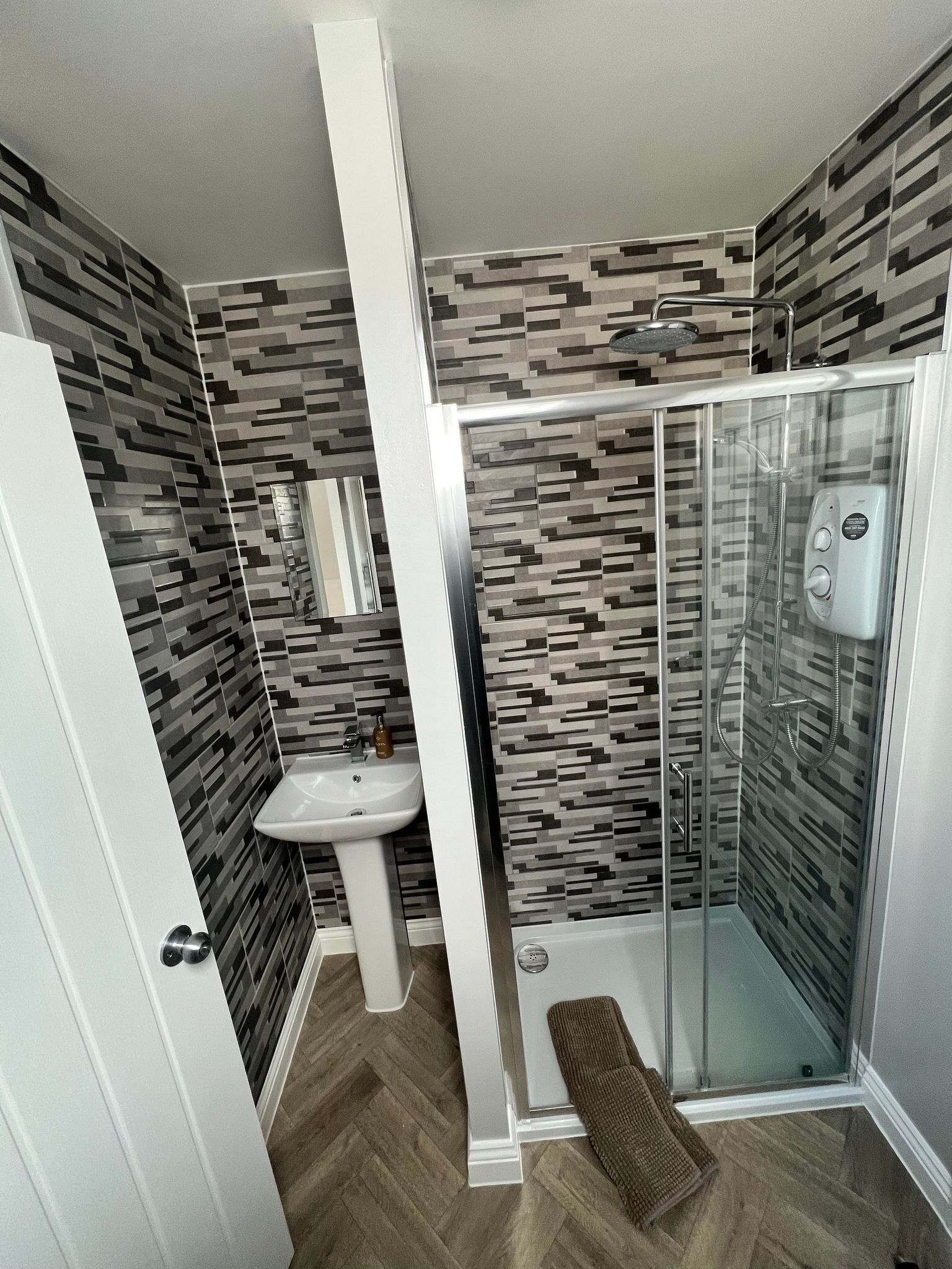 standard double or twin room (room 11 4th floor (6 flights of stair) | individually decorated, individually furnished, iron/ironing board