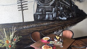 Unclassified image, 3 of 3, button - Coaldale Inn (Coaldale)