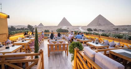 Great Pyramid Inn