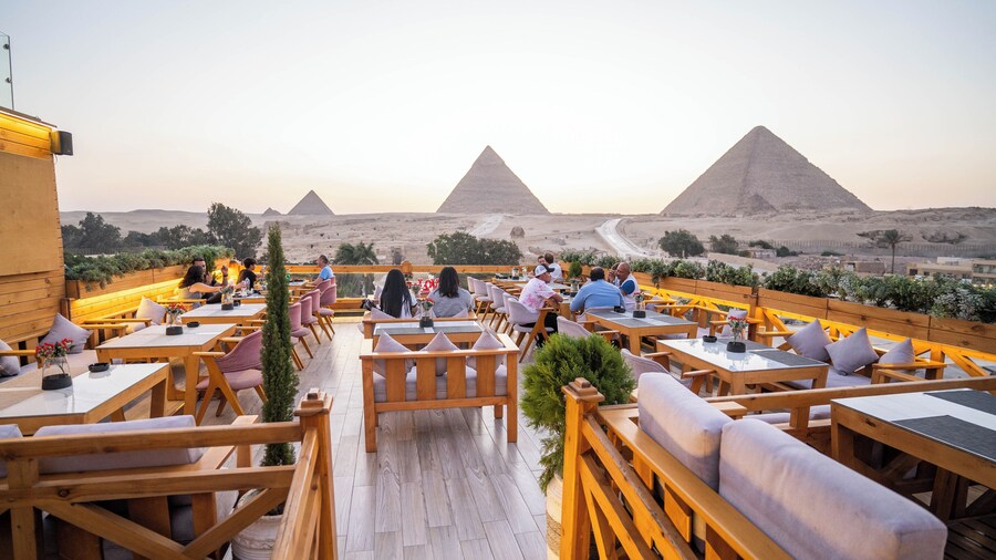 Great Pyramid Inn