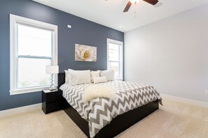 วิลล่าสำหรับครอบครัว, 5 ห้องนอน, วิวสนามกอล์ฟ, ติดสวน | 5 ห้องนอน, Wi-Fi ฟรี