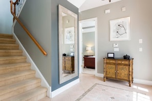 Family Villa, 6 Bedrooms, Golf View, Garden Area | Staircase