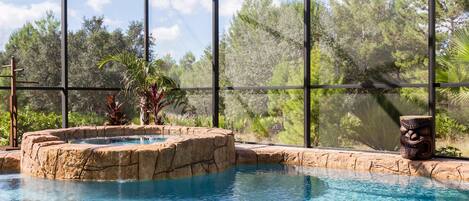 Vila Keluarga, 4 kamar tidur, Bebas Asap Rokok, area taman | Kolam renang outdoor | Kolam renang indoor dan kolam renang outdoor