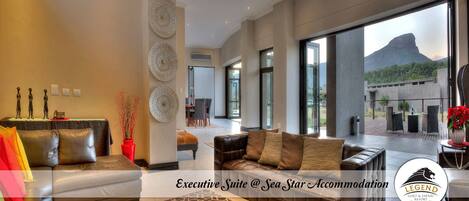 0B | Área de estar | TV de tela plana