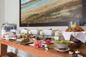 Petit-déjeuner buffet compris tous les jours