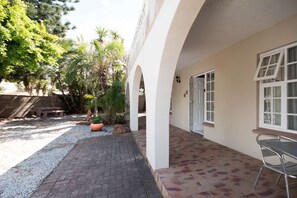 Courtyard - Bluewater Reservations (Gqeberha (Port Elizabeth))