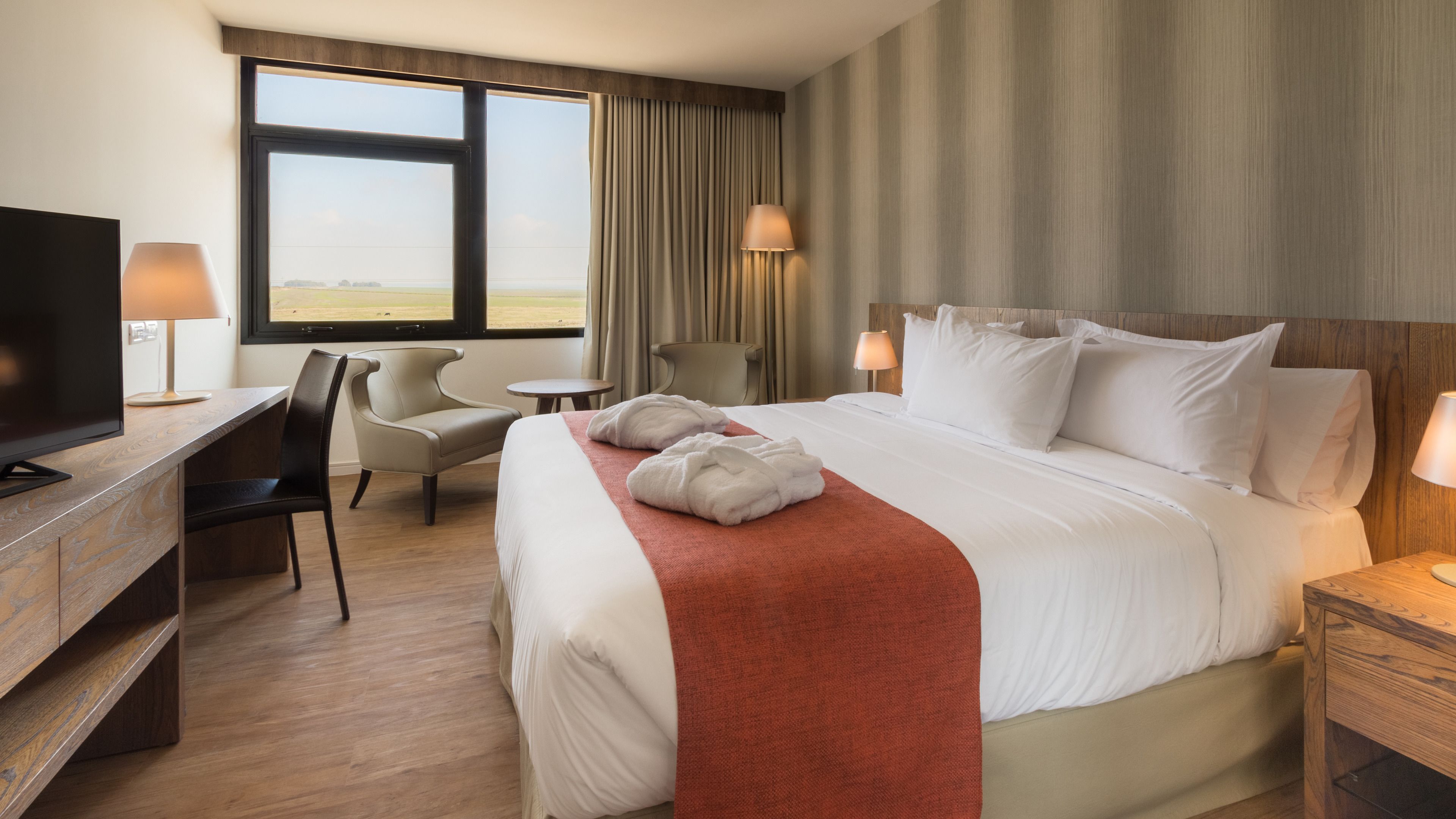 minibar, in-room safe, desk, soundproofing