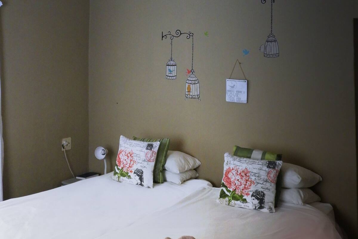 Standard Room, 1 Bedroom (Twin Rooms) | Egyptian cotton sheets, premium bedding, down duvets, memory-foam beds