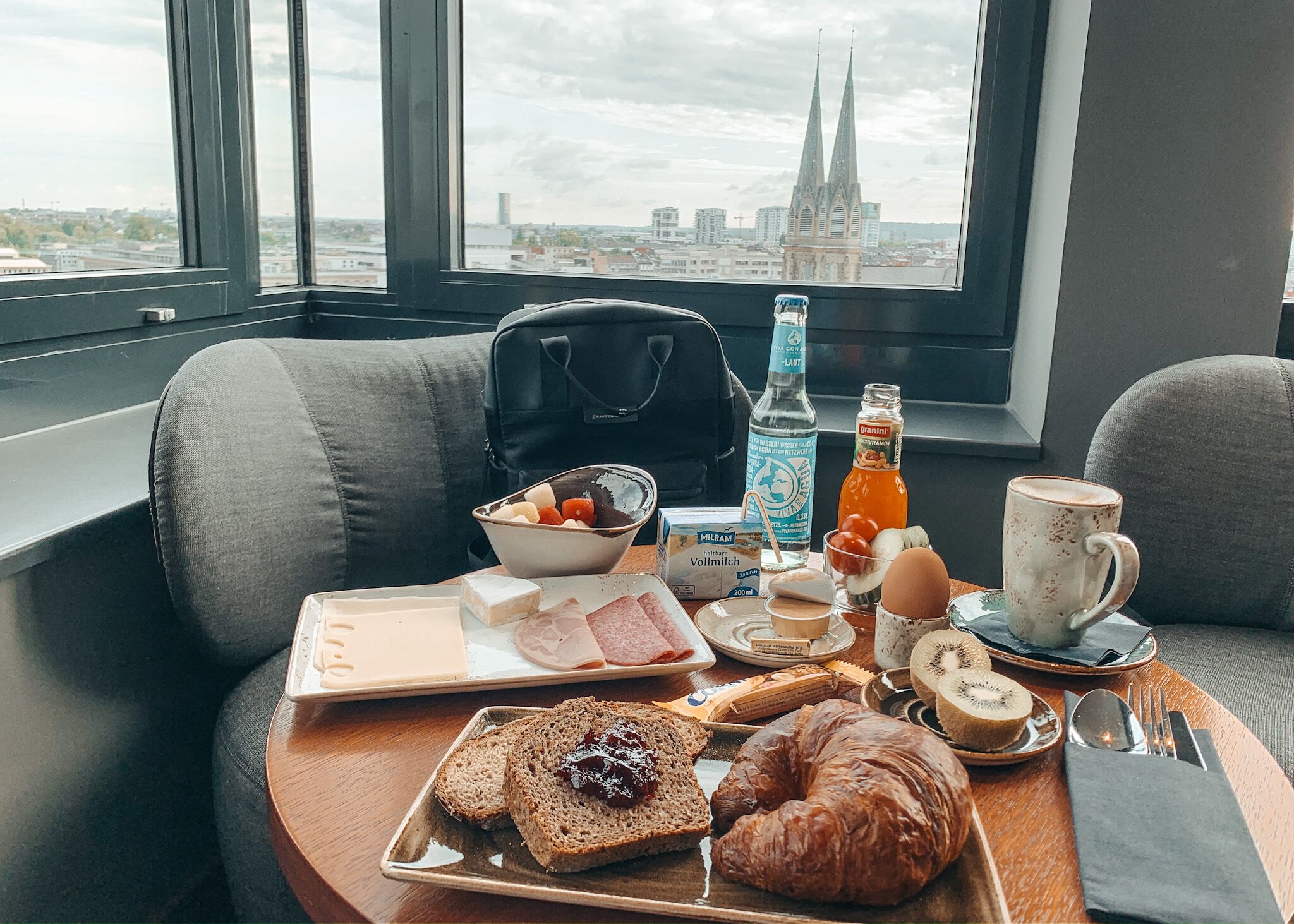 Daily buffet breakfast (EUR 25 per person)