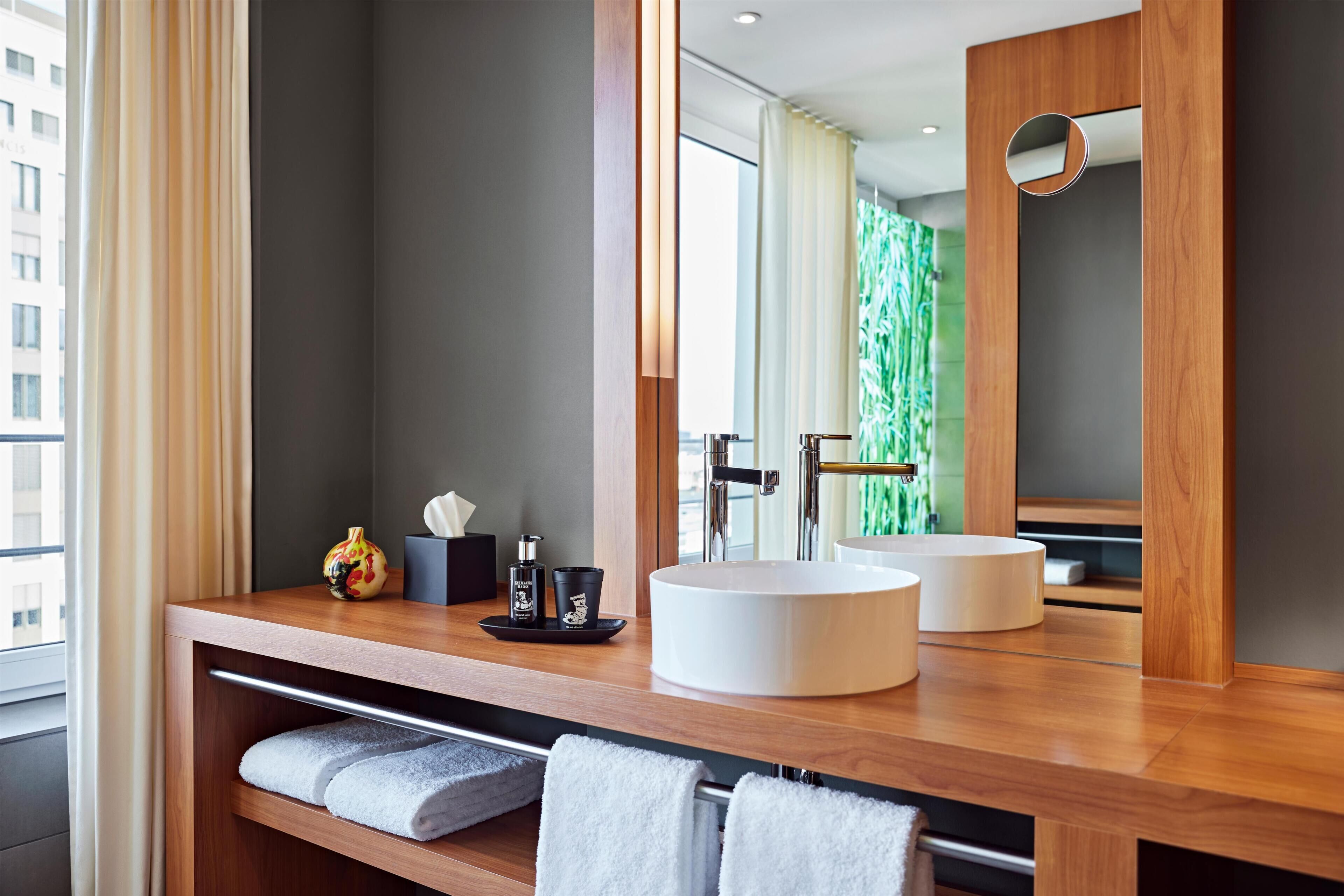 1 bedroom, hypo-allergenic bedding, in-room safe, desk