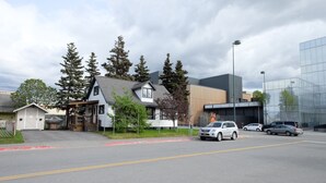 Exterior - The Jules (Anchorage)