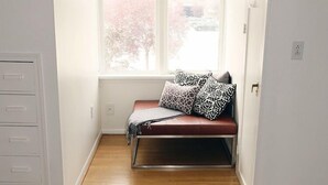 Master Suite with Private Bath | Living area | Flat-screen TV - The Jules (Anchorage)