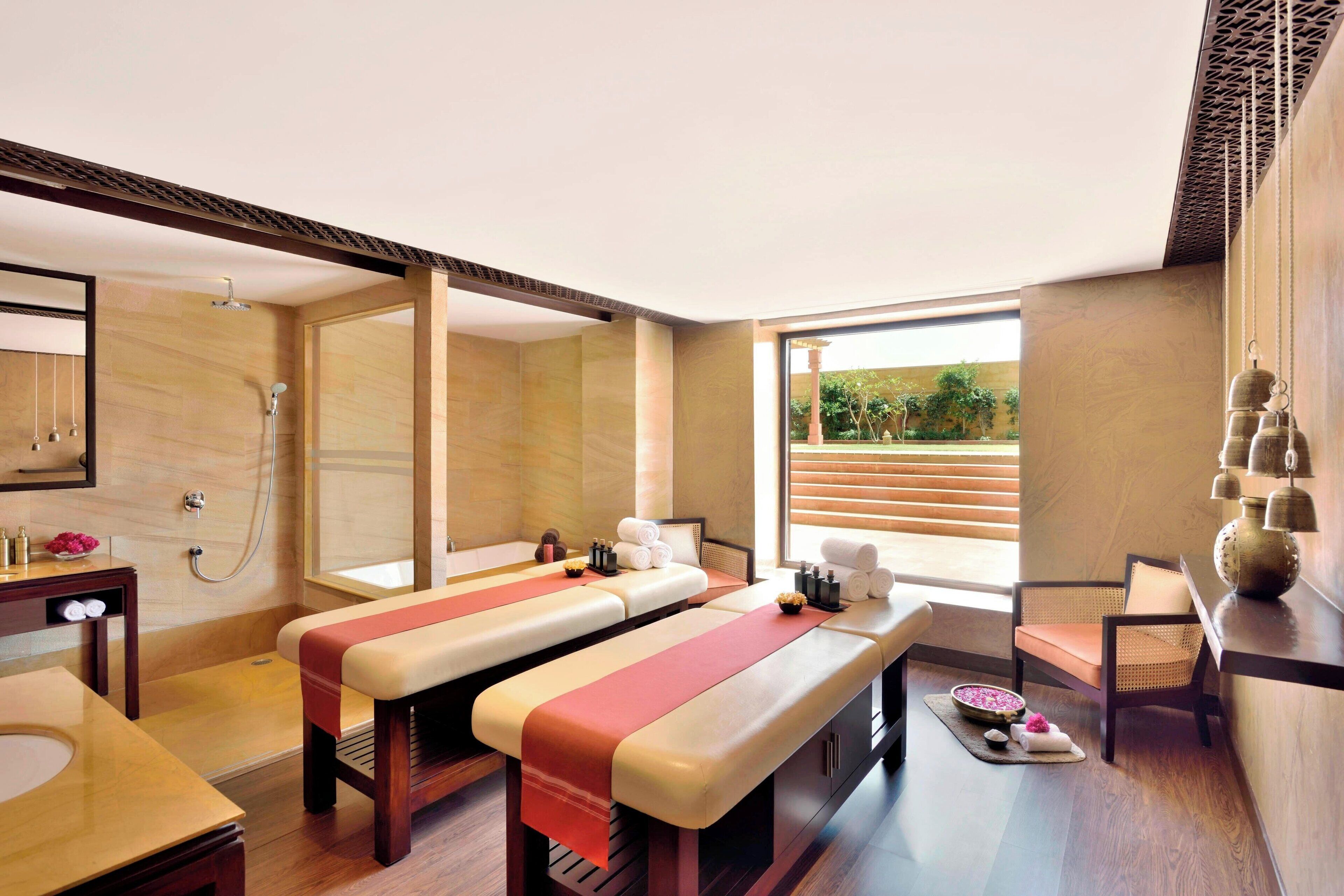 body treatments, body wraps, body scrubs, facials