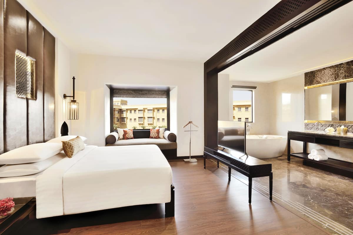 1 bedroom, premium bedding, down duvets, memory-foam beds