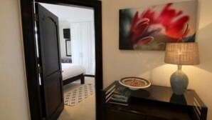 Unclassified image, 2 of 5, button - 604 Manor View (Ballito)