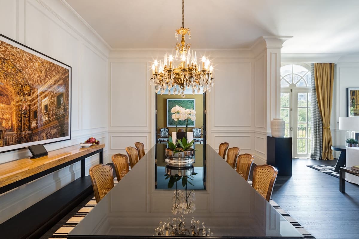 Deluxe | Ropa de cama de alta calidad y minibar