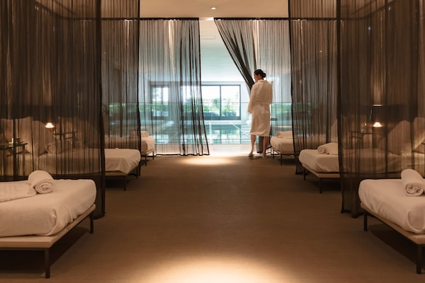 Tratamentos corporais, aromaterapia, massagens com pedras quentes