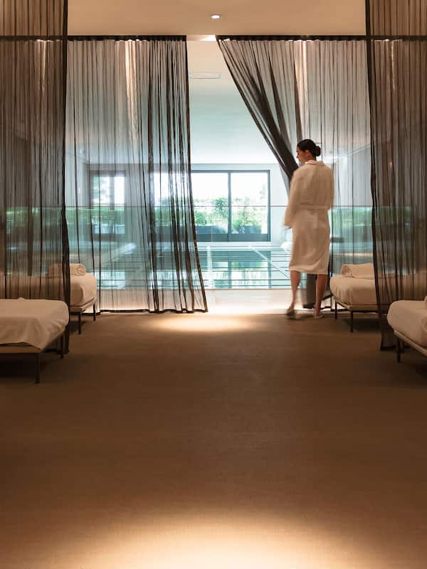 Body treatments, aromatherapy, hot stone massages, deep-tissue massages