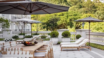 Ropa de cama de alta calidad y minibar