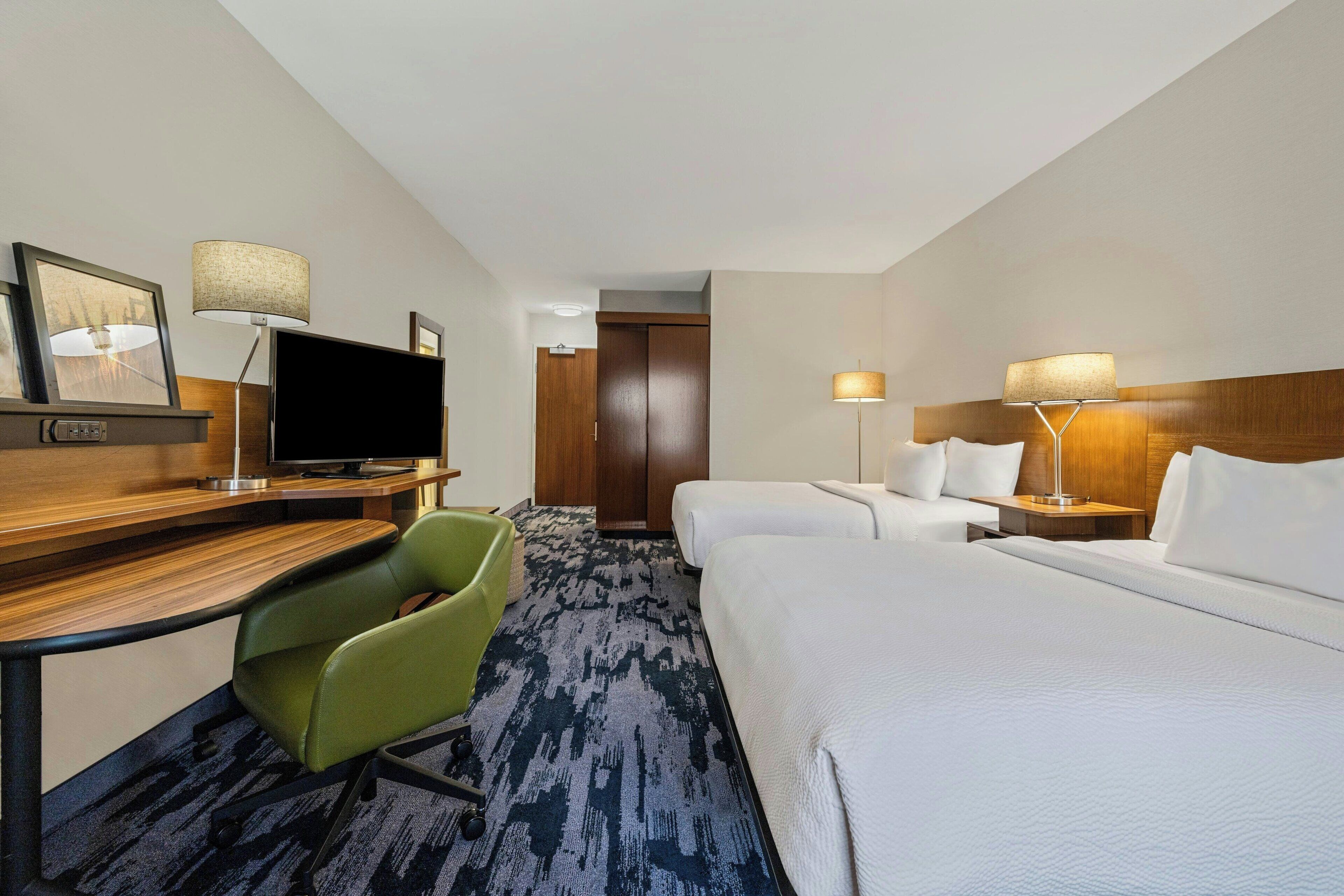 Photo - Fairfield Inn & Suites by Marriott Nashville Downtown MetroCenter