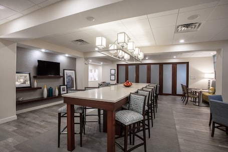 Desayuno continental incluido todos los días