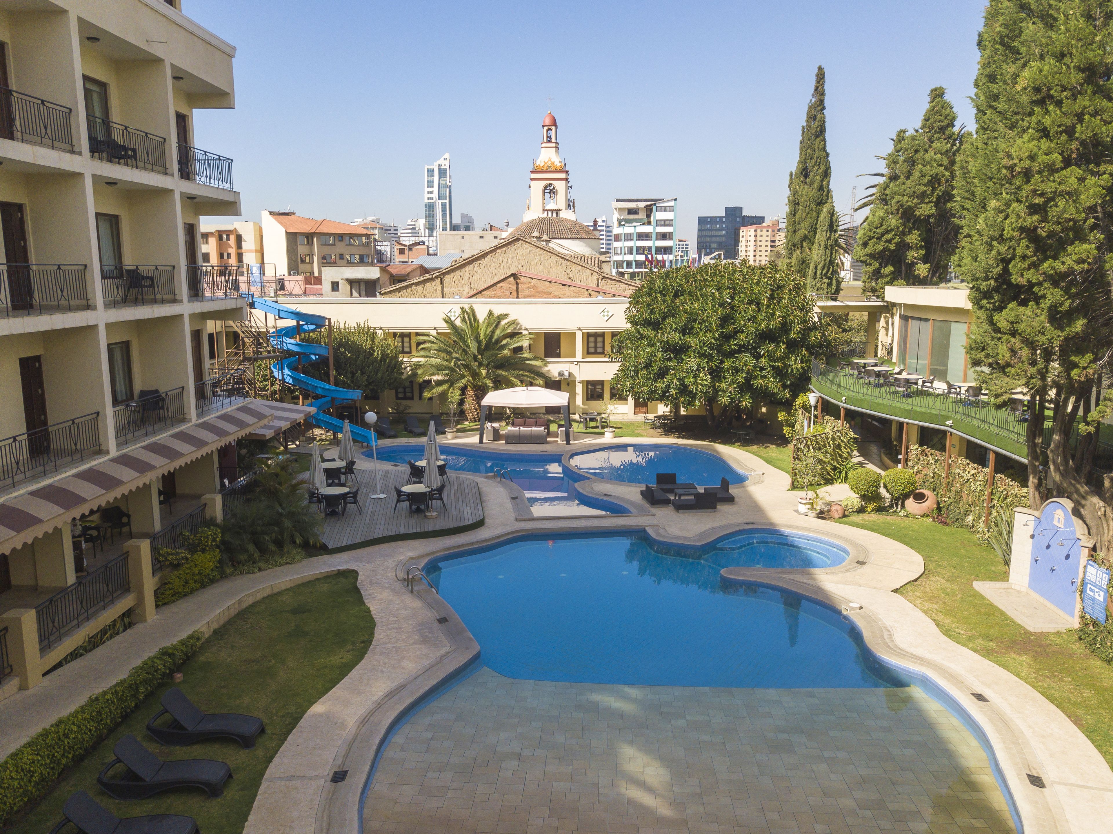 3 outdoor pools, pool umbrellas, pool loungers