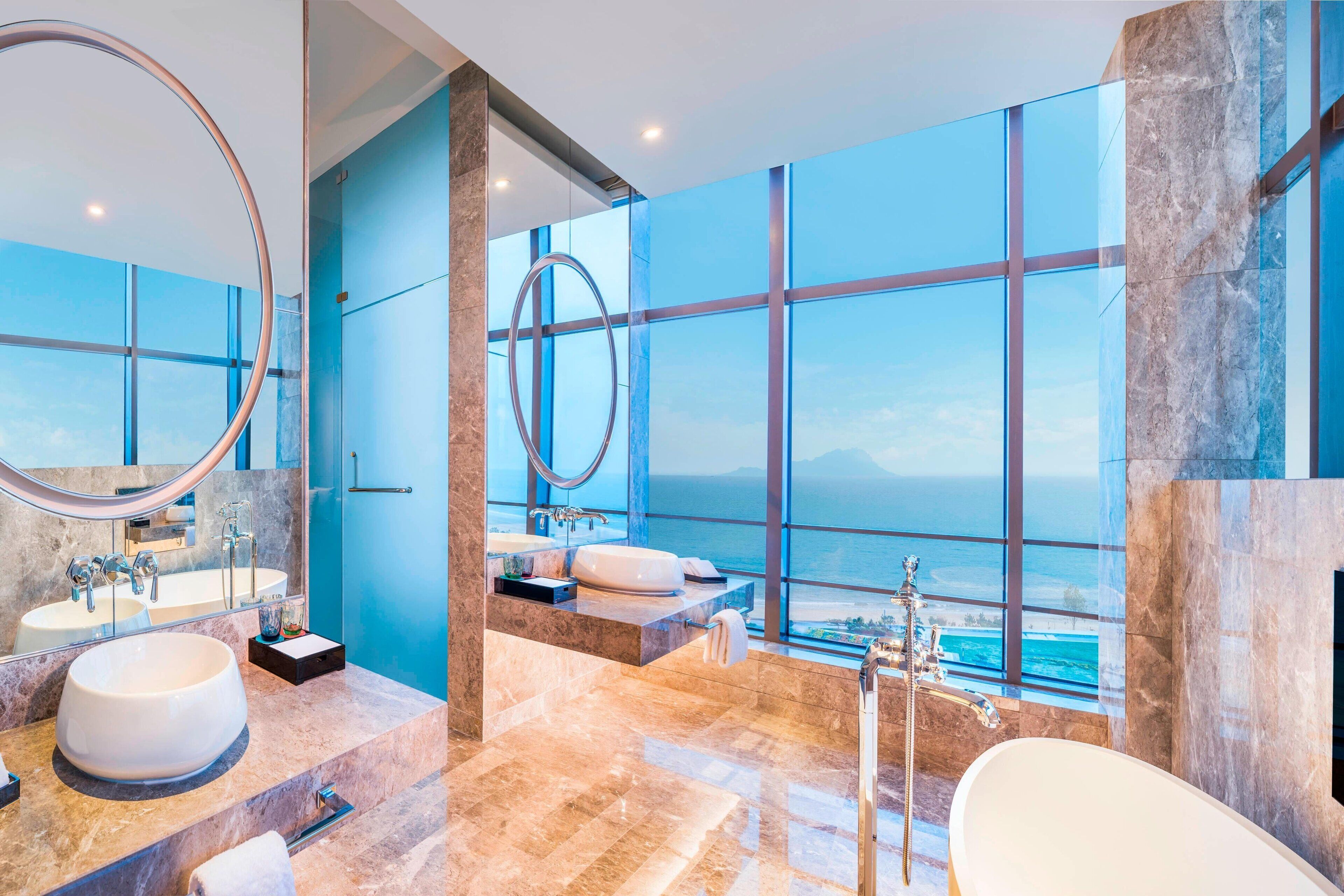 presidential suite, 2 bedrooms, ocean view | bathroom | separate bathtub and shower, deep-soaking bathtub, rainfall showerhead