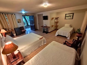 Shower, rainfall showerhead, free toiletries, hair dryer