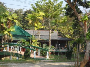 Exterior - Khunnam Rimtarn Resort (Mae Sai)