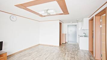 Room, 2 Bedrooms, Sea View | Free WiFi