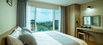 Haerian Hotel