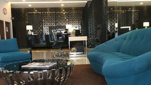 Lobby sitting area - Aliya Hotel Klang (Klang)