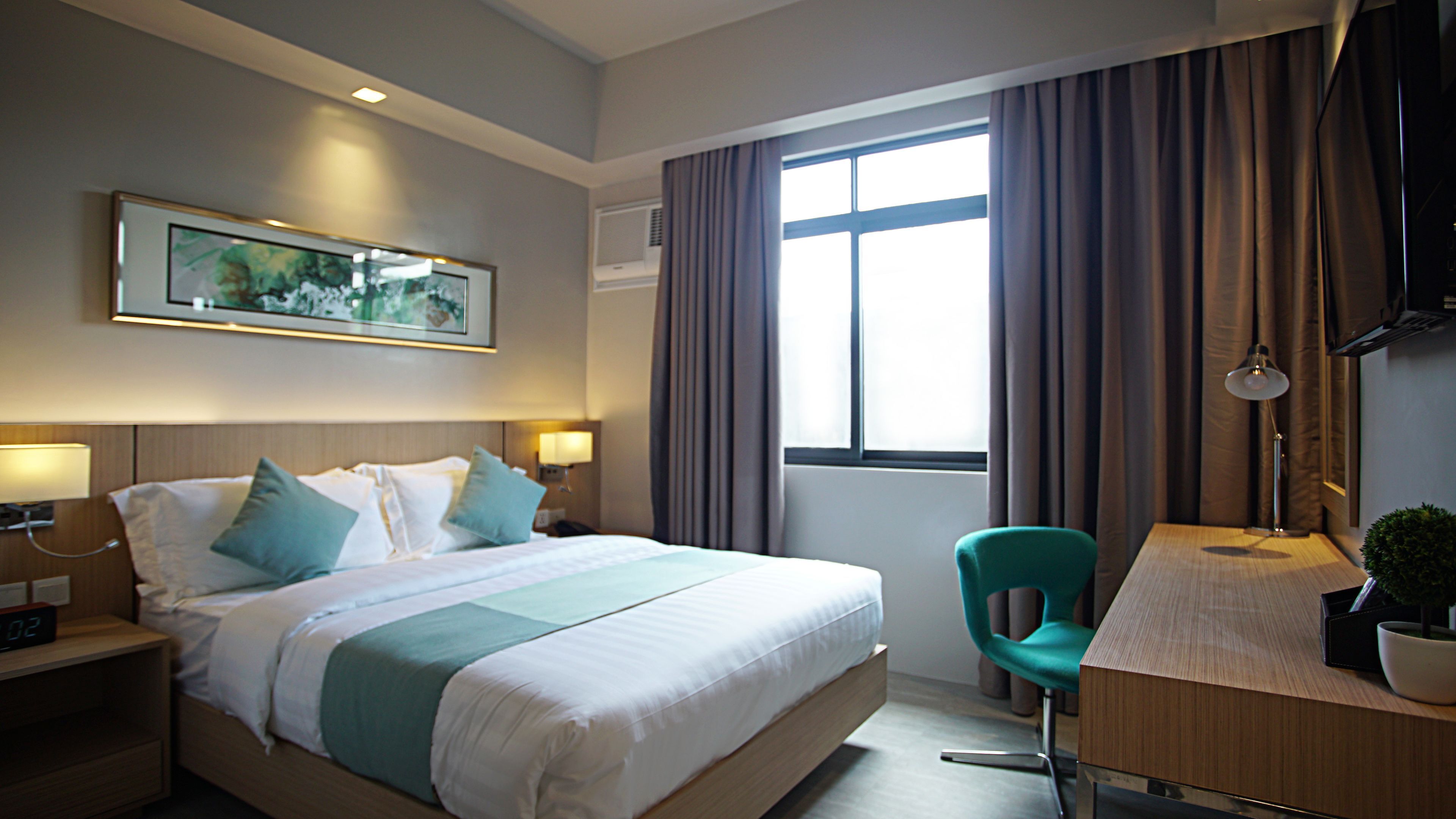 Hochwertige Bettwaren, Pillowtop-Betten, Zimmersafe