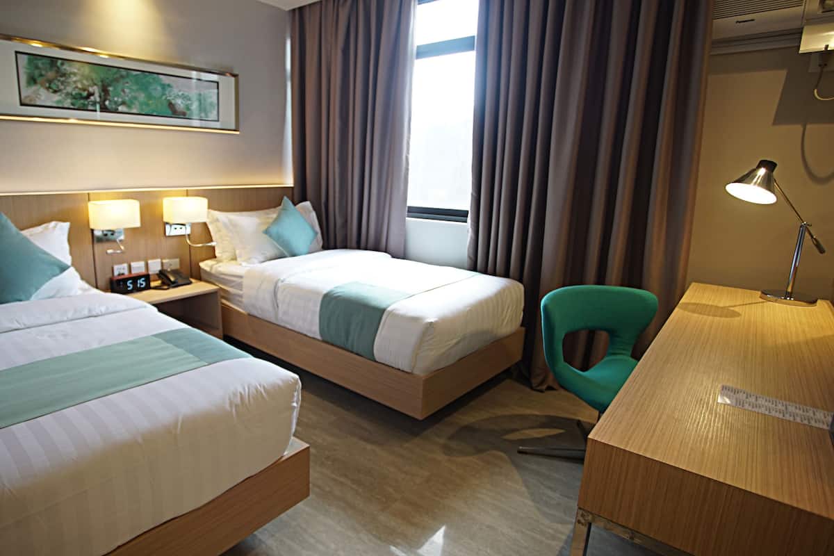 Hochwertige Bettwaren, Pillowtop-Betten, Zimmersafe