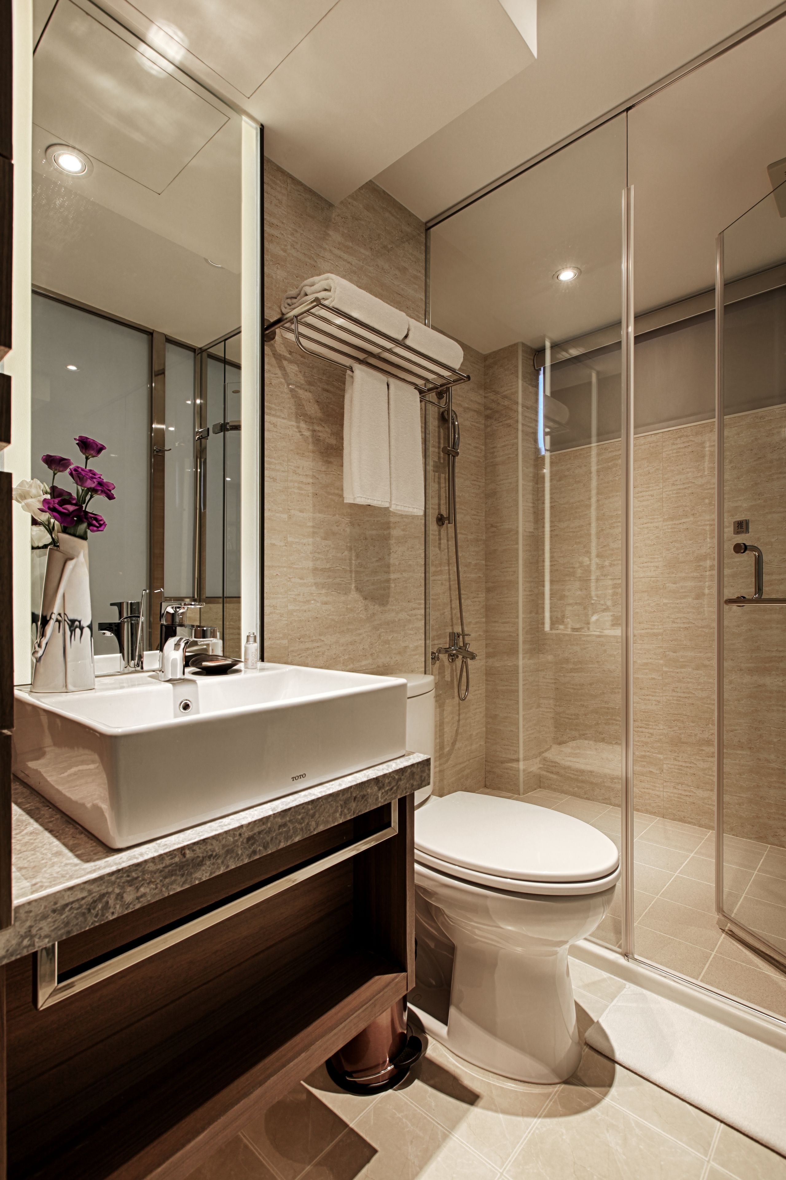 elite triple room | bathroom | shower, hair dryer, towels, shampoo