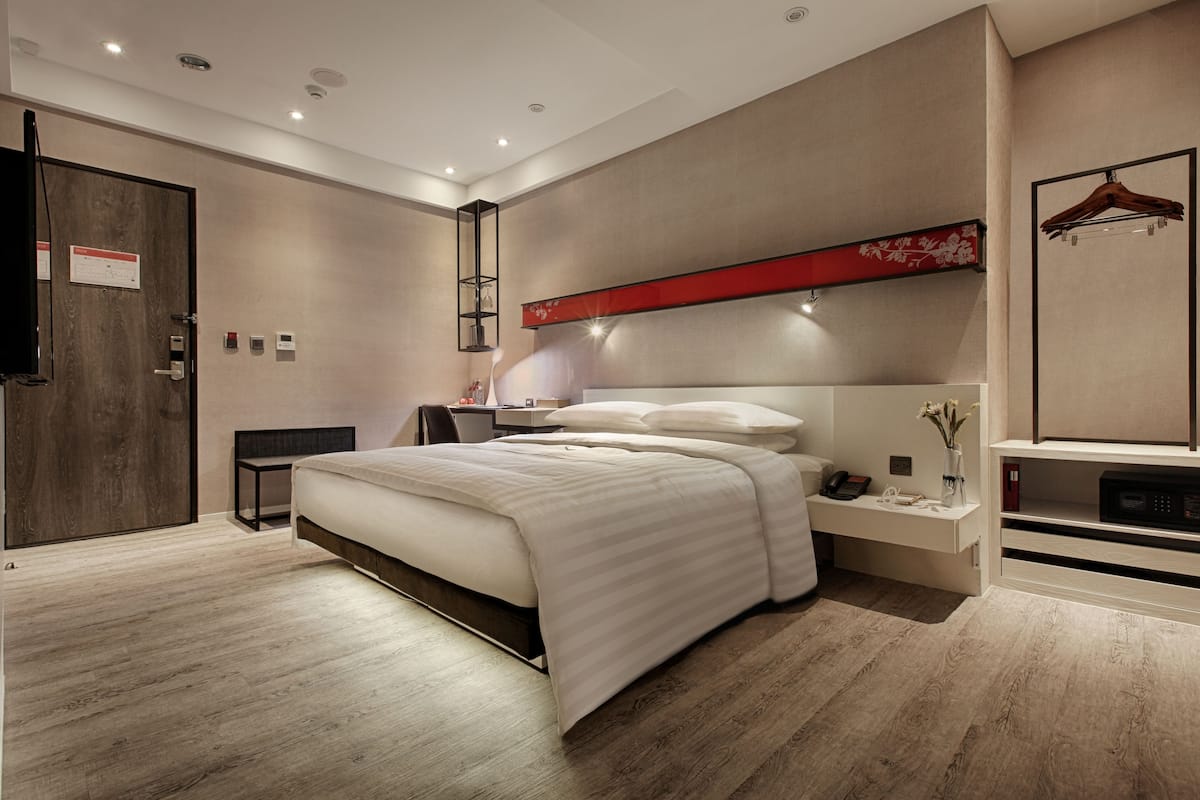 Deluxe-Doppelzimmer | Hochwertige Bettwaren, Daunenbettdecken, Minibar, Zimmersafe