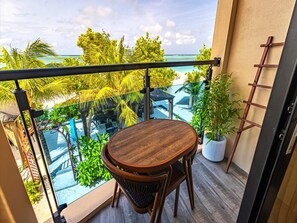 Habitación de luna de miel | 1 dormitorio, ropa de cama de alta calidad, minibar y escritorio