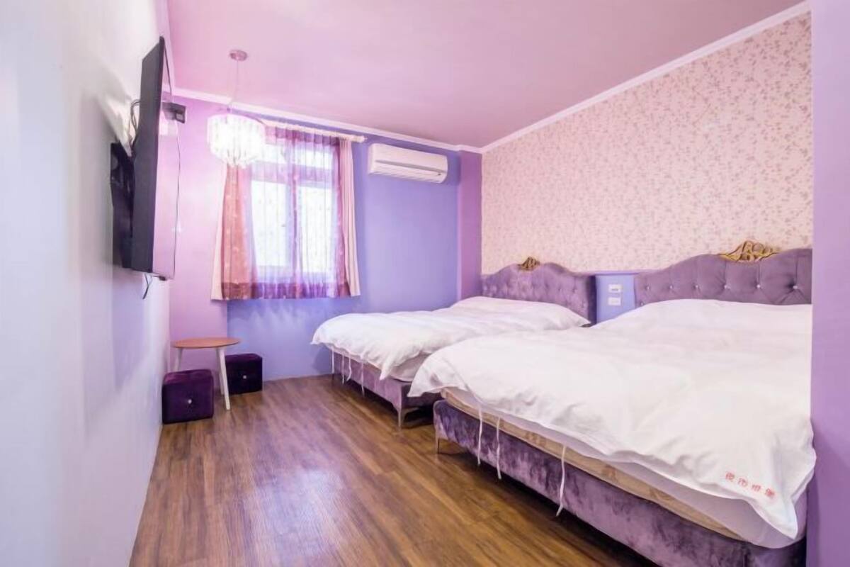 Ropa de cama de alta calidad, edredón, escritorio y insonorización