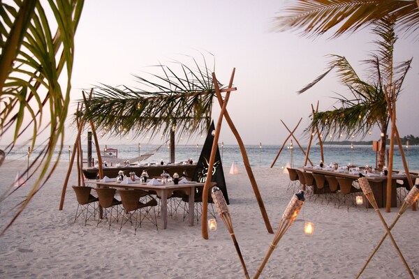 Nazaki Beach Hotel Maldives - Maldives