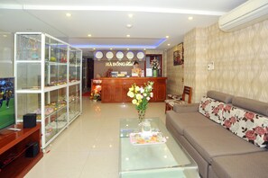 Lobby - Phuong Tung Hotel (Da Nang)