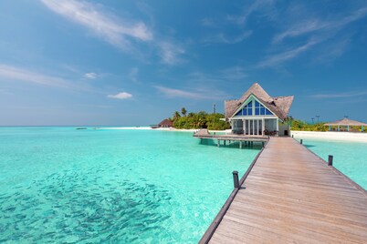 Dhigufaru Island Resort